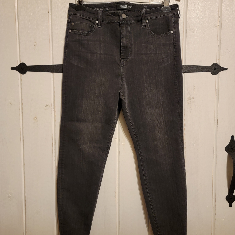 Liverpool Womens Black Jeans Distressed Denim High Rise Ankle Size 12